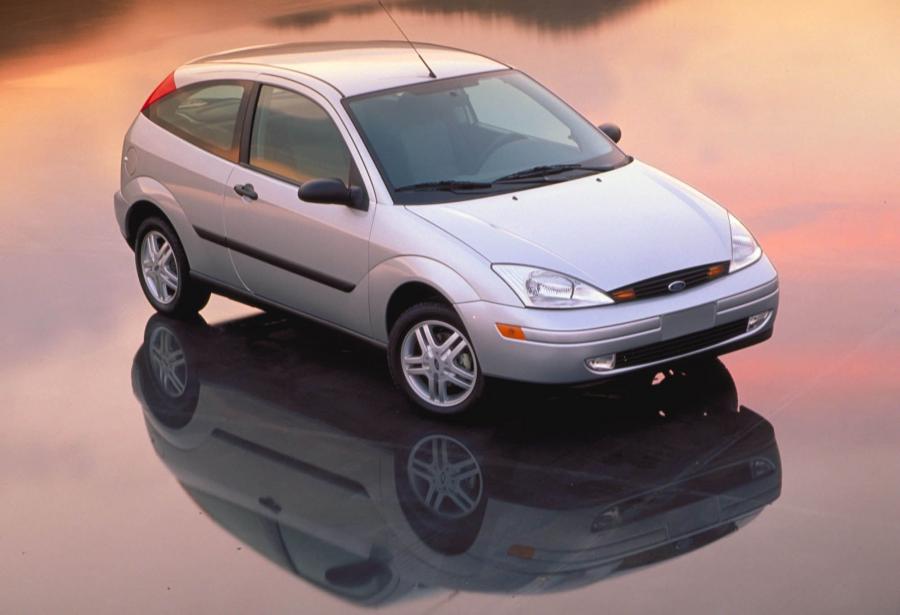 Ford Focus 1999 года  (фото 21 из 130)